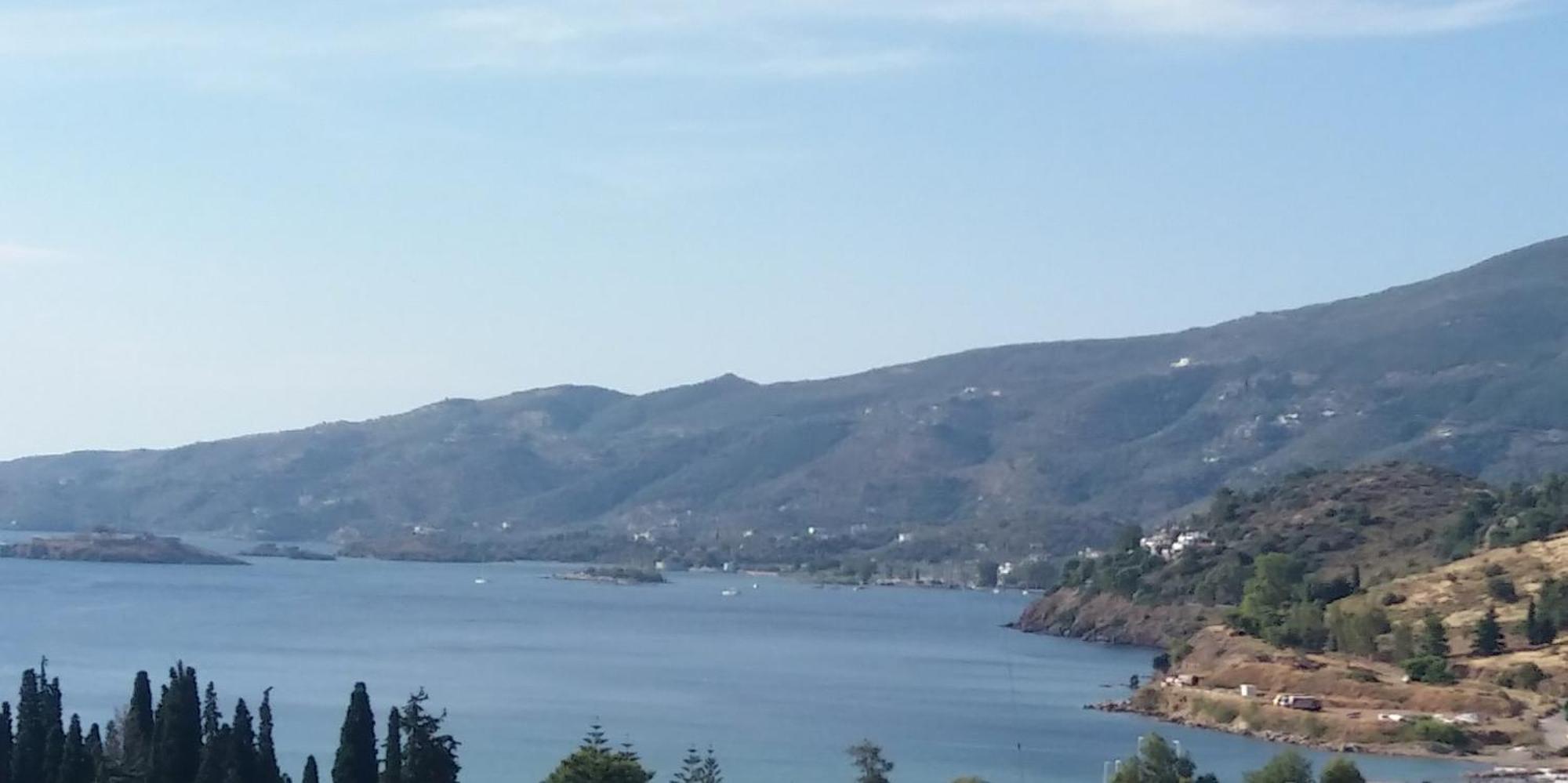 Forest & Sea Apartment Poros Town ภายนอก รูปภาพ
